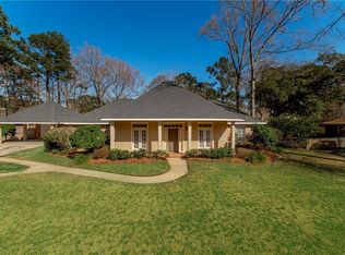 11 S Division Dr, Covington, LA 70433