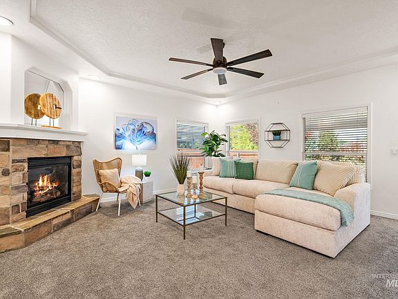 2nd image of 2205 N Aronmink Way