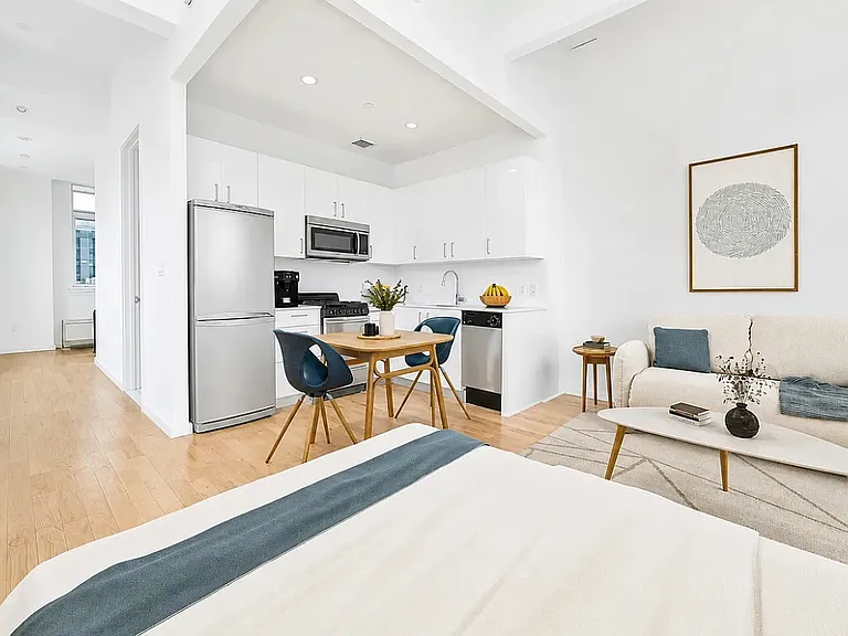 55 Hope St #414 — Photo 2