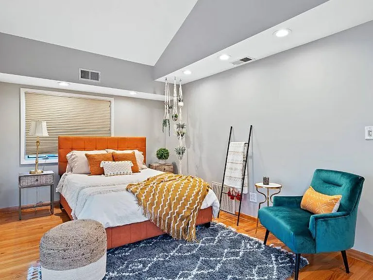 1450 W Webster Ave #2 — Photo 14