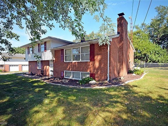 4th image of 7311 Hoverland Ave NW
