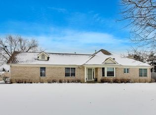 4408 Hammersmith Ln, Glenview, IL 60026