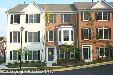 1st image of 2463 Huntington Park Dr