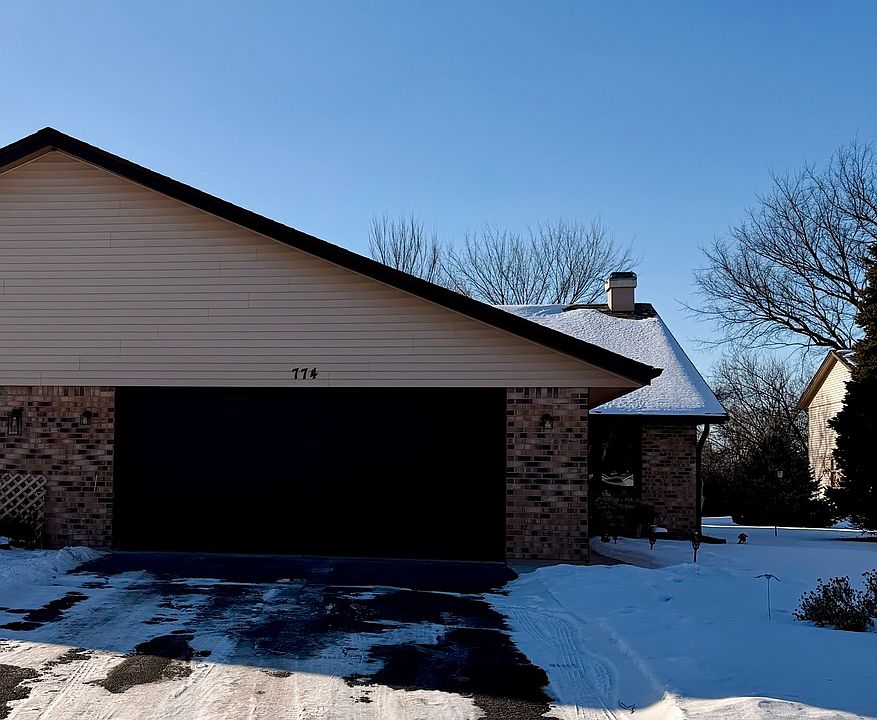 1st image of 774 Tulip Ln #0