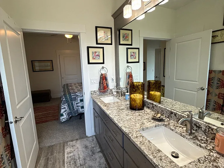 6274 NE Port Dr — Photo 17