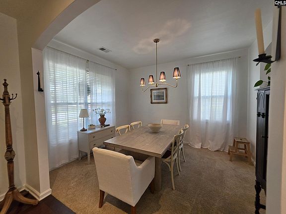 5th image of 340 Pinnacle Ridge Dr