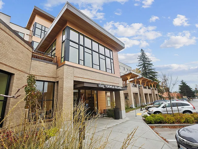 Tukwila Village Senior Living Apartments — Photo 27