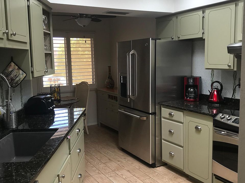 1st image of 19626 N 133rd Ave