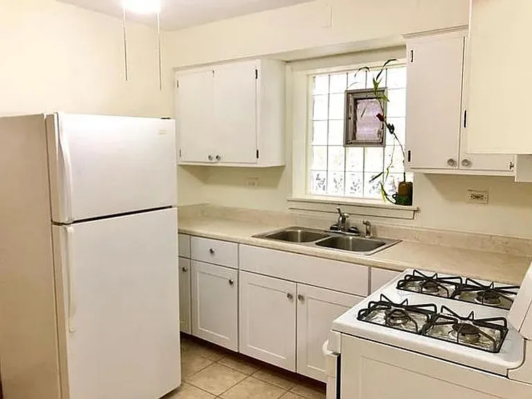 1829 Grove Ave #G — Photo 4
