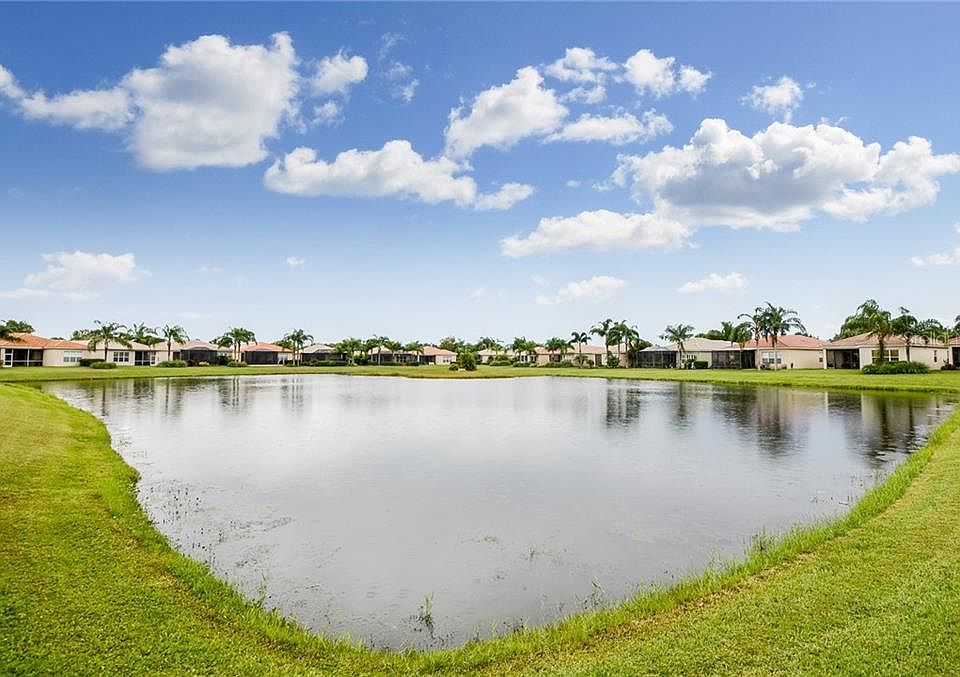 1st image of 15761 Crystal Waters Dr