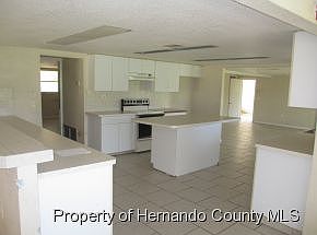 4th image of 18139 Owen Dr