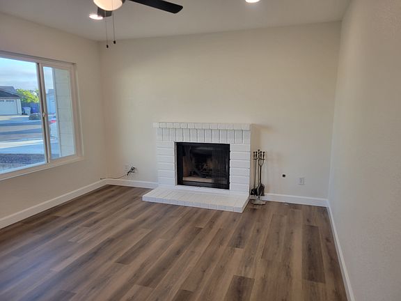 3rd image of 7756 Embry Ct