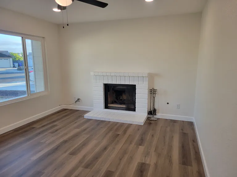 7756 Embry Ct — Photo 3