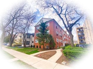 2147 Ridge Ave APT 3C, Evanston, IL 60201