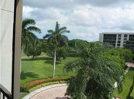 Home For Sale In Boca West