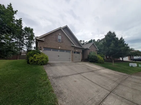 207 Blackwood Dr NW, Madison, AL 35757