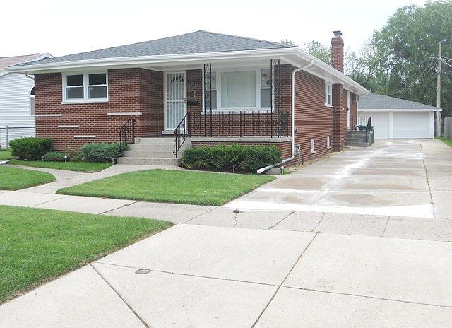 1st image of 797 Buffalo Ave #1