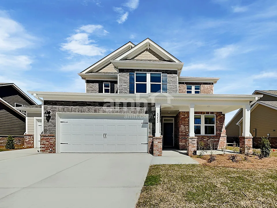 5252 Blue Mountain Dr