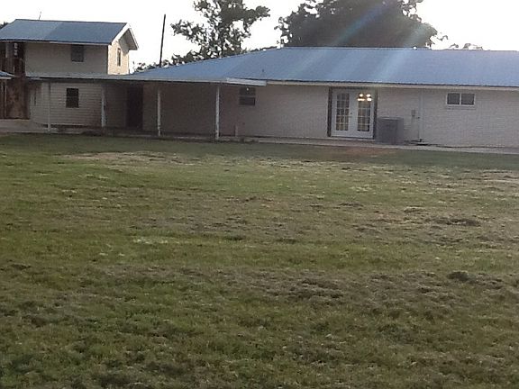 View of back of home