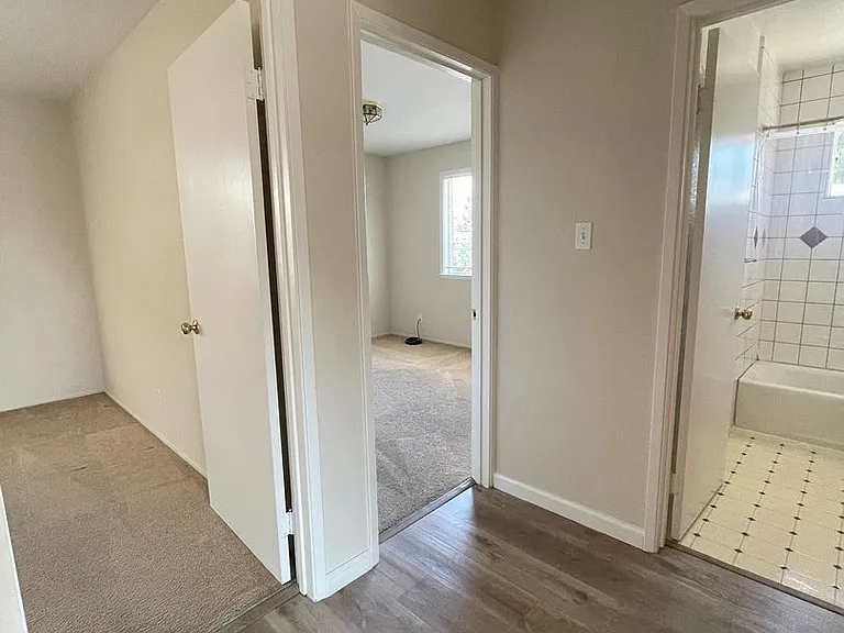 2206 Deborah Dr — Photo 3