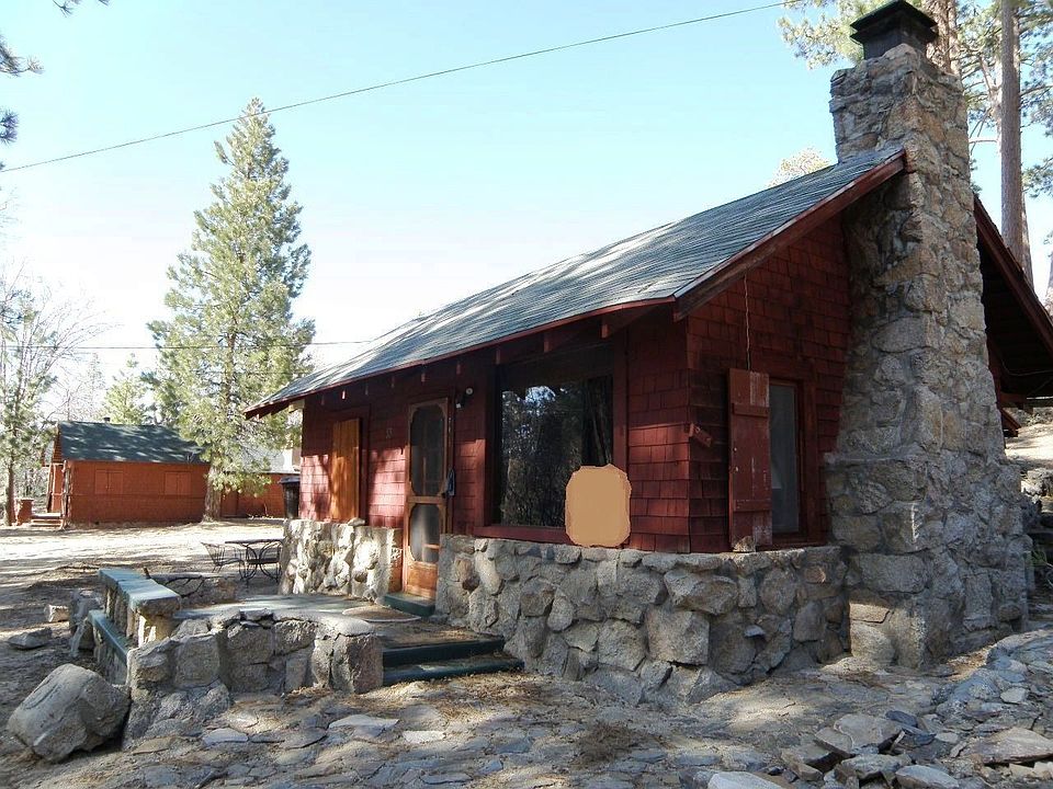 Rustic, secluded "Cabin in the Woods"