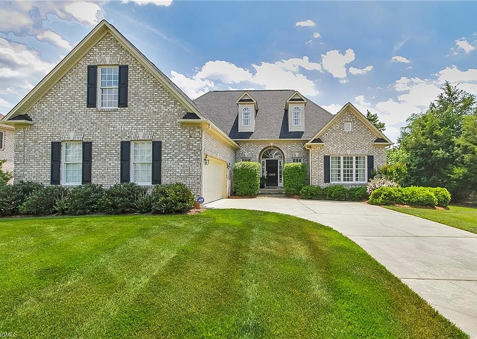 1st image of 1907 Breeze Pointe Ct