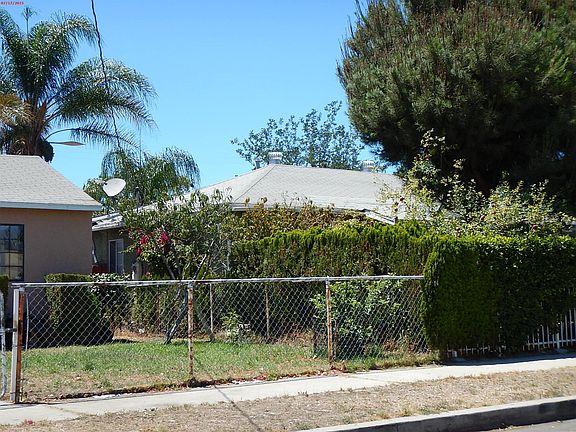 2nd image of 6217 Willowcrest Ave