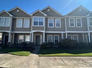 5017 Lansglen Ct, Virginia Beach, VA 23462