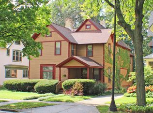 319 Paris Ave SE, Grand Rapids, MI 49503