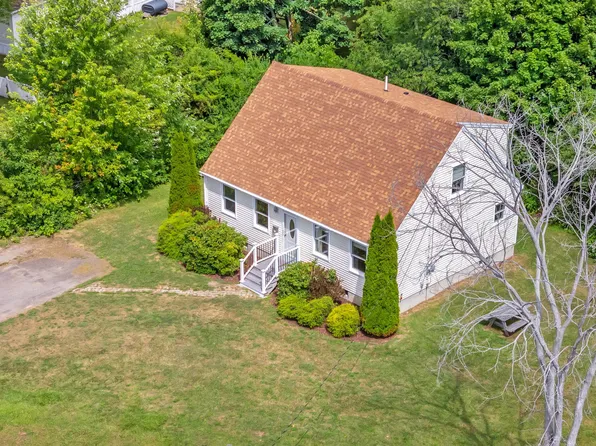 63 Lawrence Street, Rockland, ME 04841