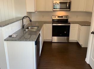 218 W Lake St, Sherman, TX 75090