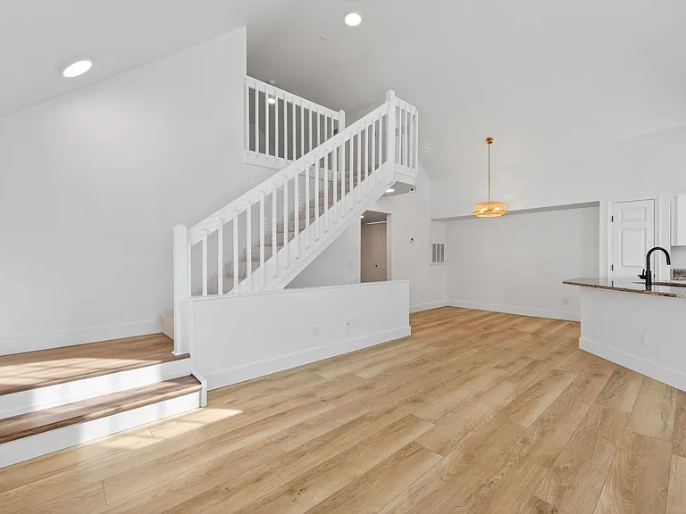 13700 Richmond Park Dr N #1105 — Photo 10