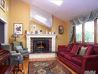 2nd image of 4 Mill St