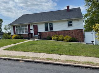 600 Church St, Willow Grove, PA 19090