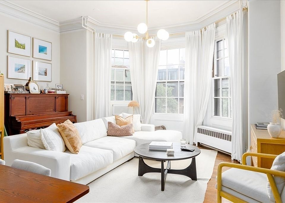 1st image of 133 Marlborough St APT 7