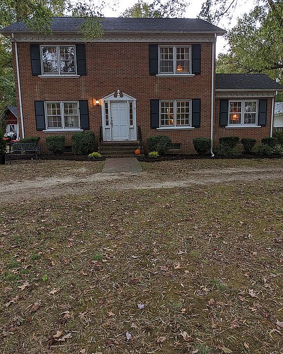1st image of 1628 Forest Glenn Cir
