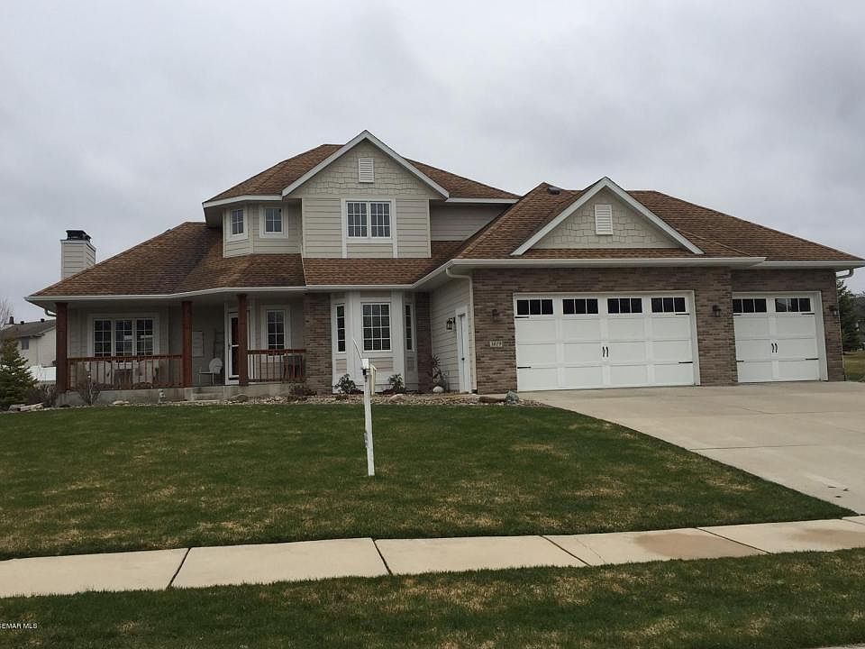 1st image of 3019 Northridge Ln NE