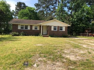 5897 Columbine Rd, Fayetteville, NC 28306