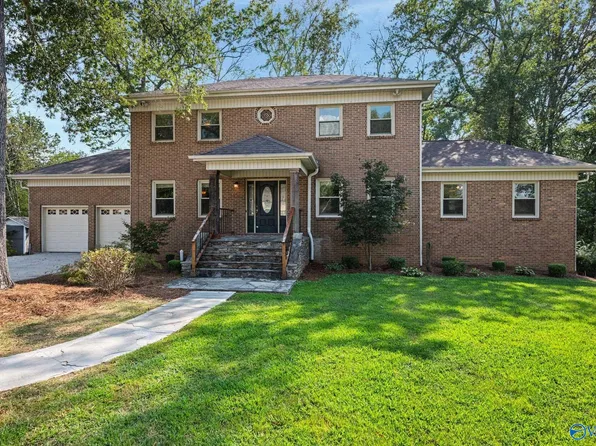 1019 Way Thru The Woods SW, Decatur, AL 35603