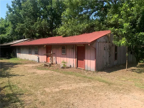 2422 N Hayden Rd, Pea Ridge, AR 72751