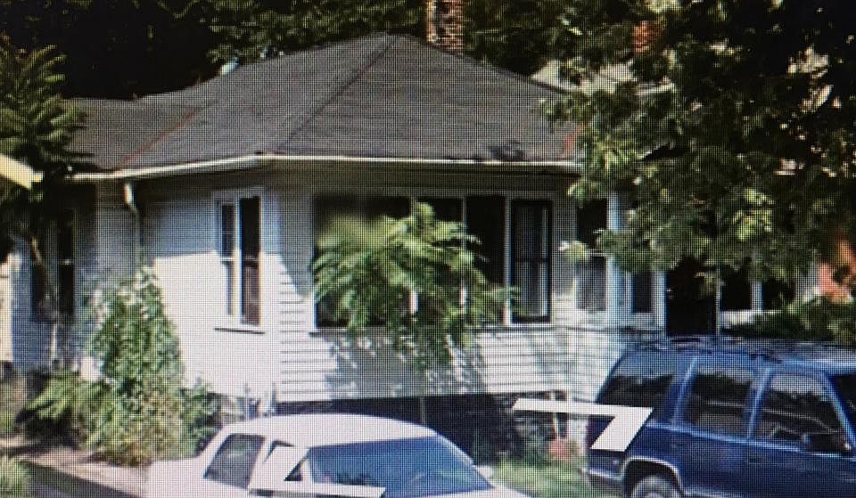 2nd image of 4256 Jackson St