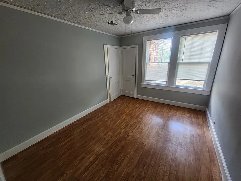 1001 B Ave — Photo 19