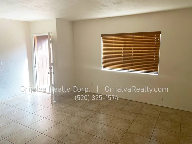 2833 Flanwill Maintenance — Photo 2