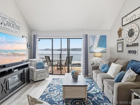89 Woodcrest Dr #3A, Lake Ozark, MO 65049