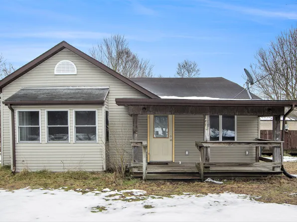 17651 County Road 215, Grand Junction, MI 49056