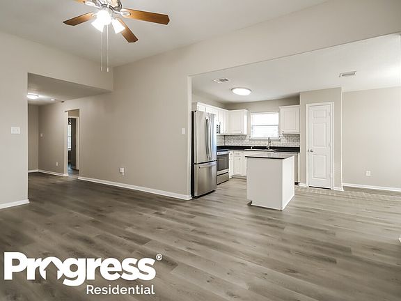 4th image of 3935 Hollow Cove Ln