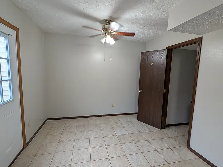 3195 Gracemore Ave — Photo 8