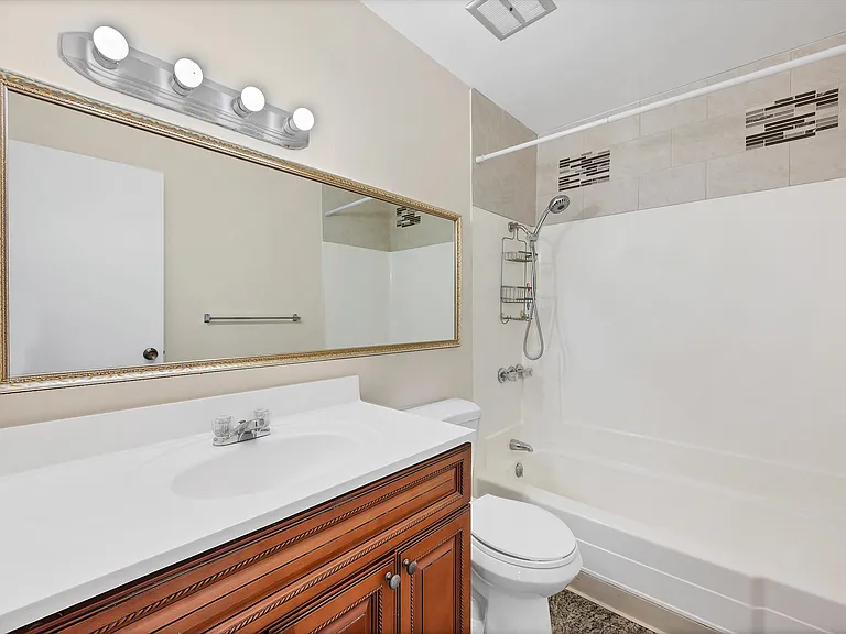 2281 S Vaughn Way #301 — Photo 7