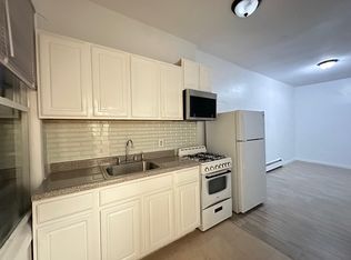 186 South St #12W, Jersey City, NJ 07307