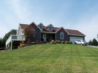 1st image of 606 Boxwoodgreen Dr